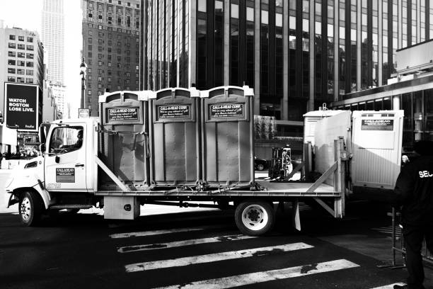 Best Affordable portable toilet rental  in Lake Andes, SD